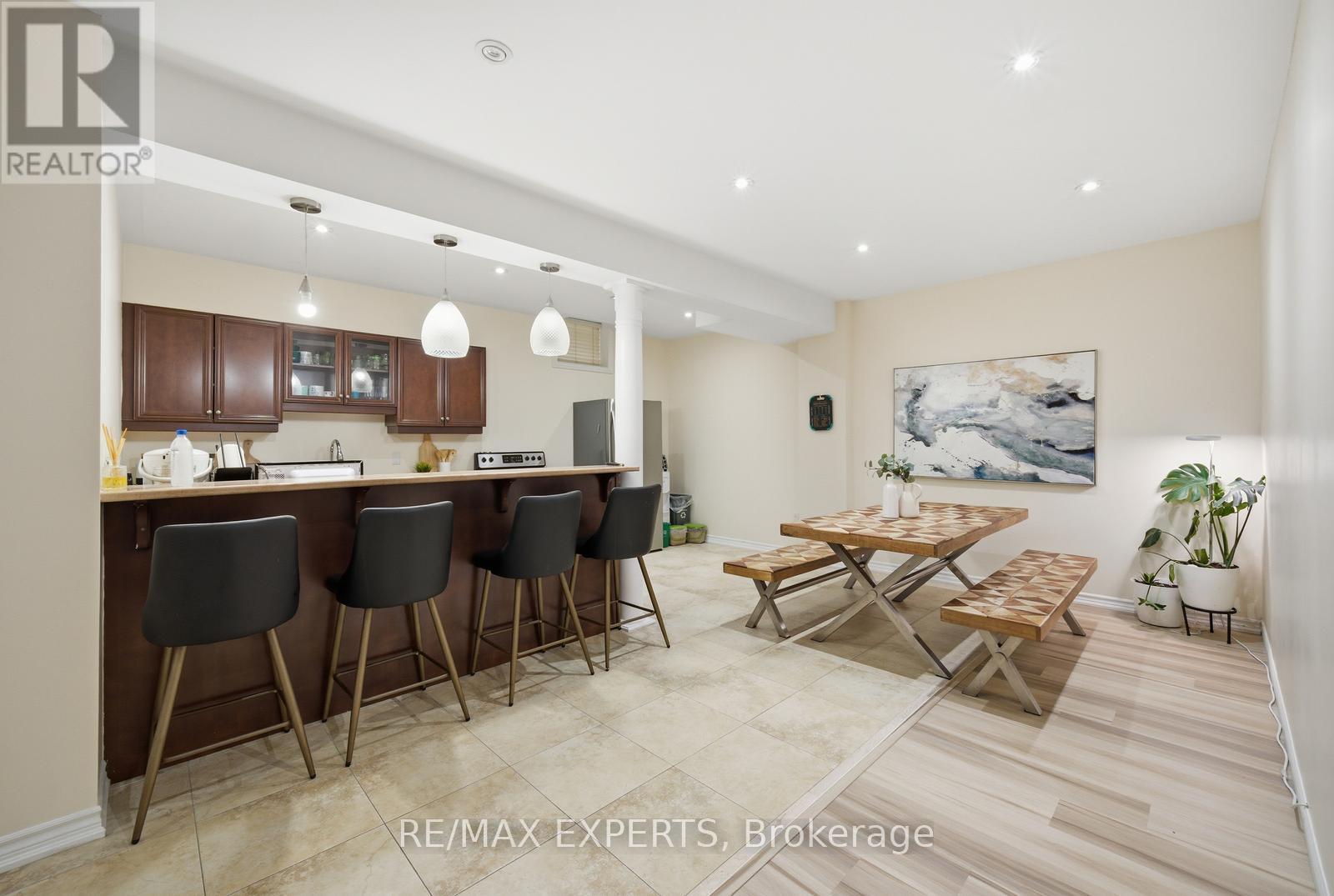 11 Collier Crescent, Essa, Ontario  L3W 0M7 - Photo 35 - N13011356