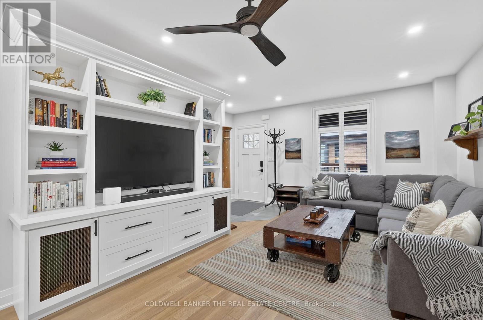 404 Botsford Street, Newmarket, Ontario  L3Y 1S8 - Photo 6 - N13011368