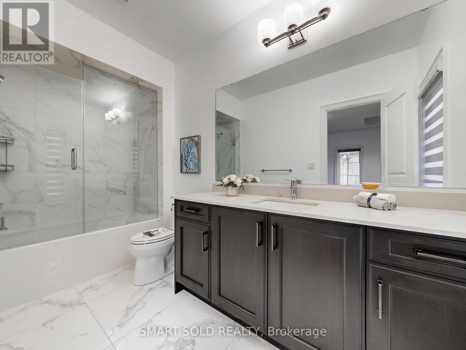 209 Hillsview Drive, Richmond Hill, Ontario  L4C 4L8 - Photo 40 - N13011388