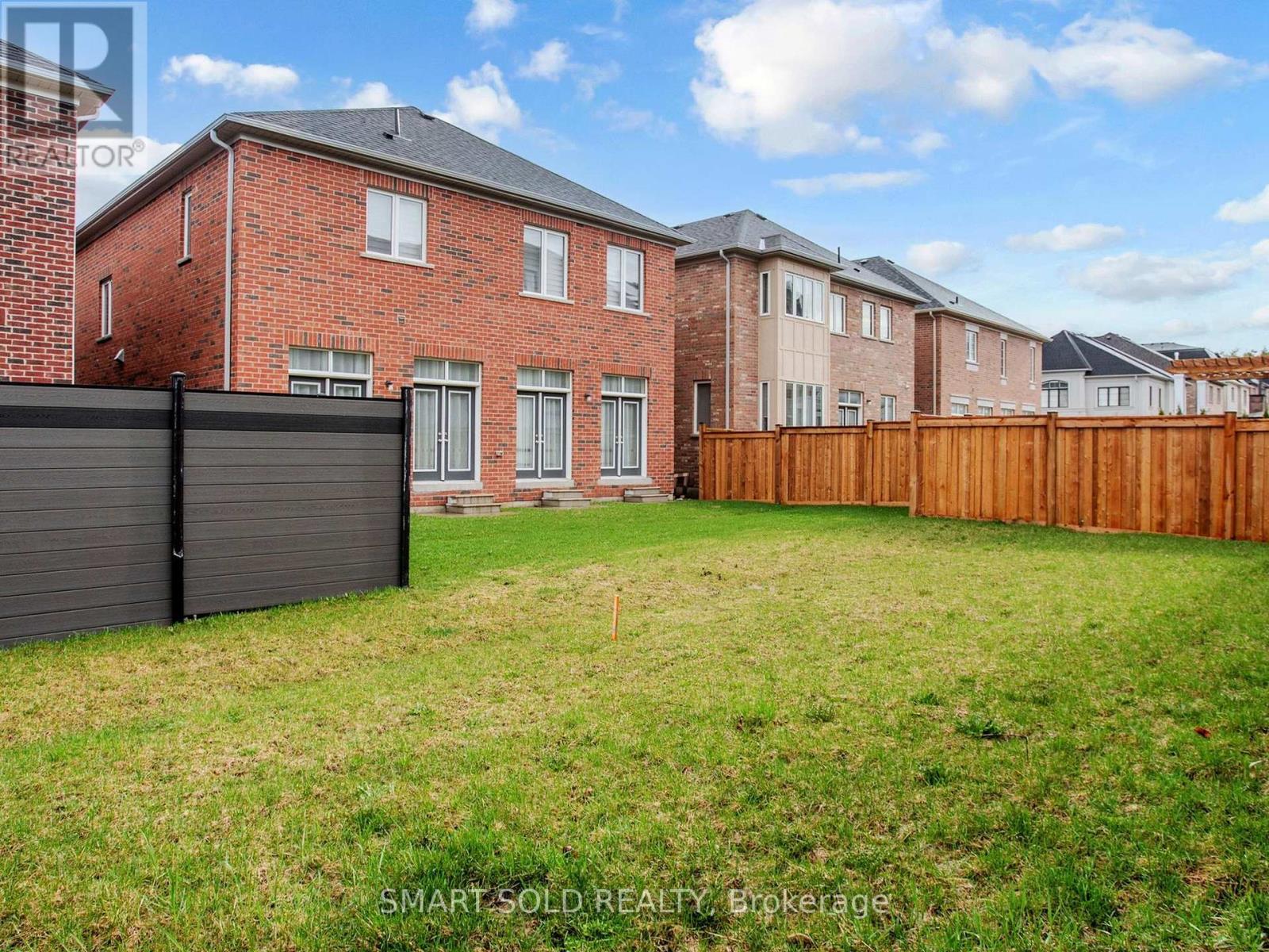 209 Hillsview Drive, Richmond Hill, Ontario  L4C 4L8 - Photo 46 - N13011388