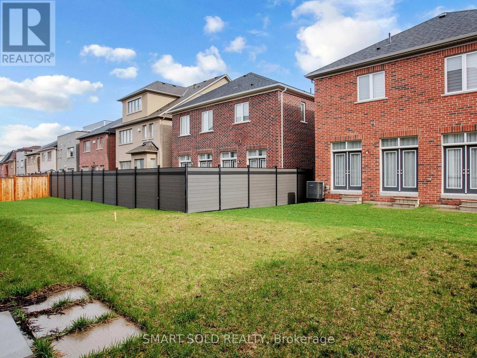 209 Hillsview Drive, Richmond Hill, Ontario  L4C 4L8 - Photo 47 - N13011388