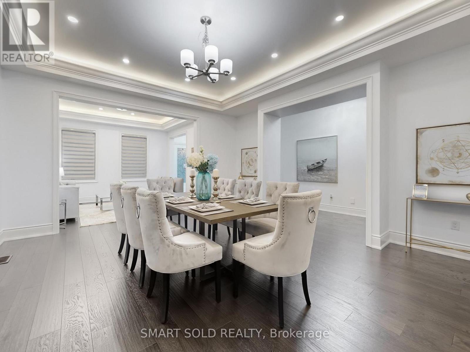 209 Hillsview Drive, Richmond Hill, Ontario  L4C 4L8 - Photo 9 - N13011388