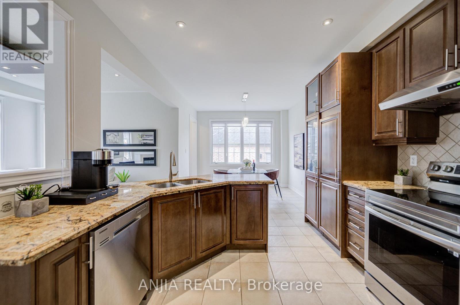 13 Maryterance Court, Markham, Ontario  L6B 0B1 - Photo 18 - N13011446