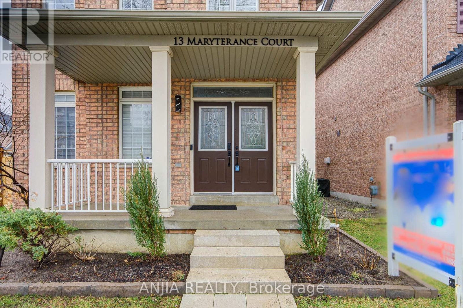 13 Maryterance Court, Markham, Ontario  L6B 0B1 - Photo 3 - N13011446