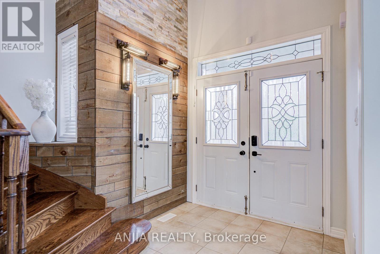 13 Maryterance Court, Markham, Ontario  L6B 0B1 - Photo 5 - N13011446