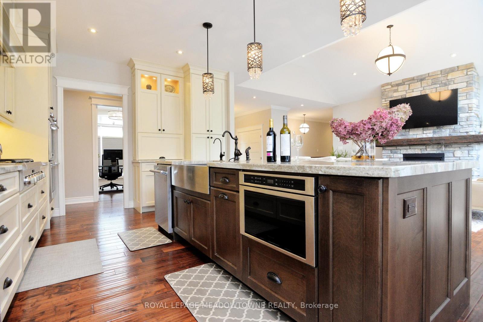 9 Black Creek Trail, Springwater, Ontario  L9X 0J2 - Photo 12 - S13011220