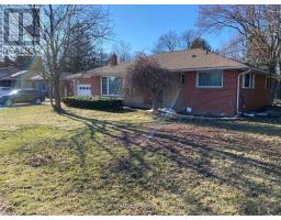 556 BIG BAY POINT ROAD, Barrie, Ontario