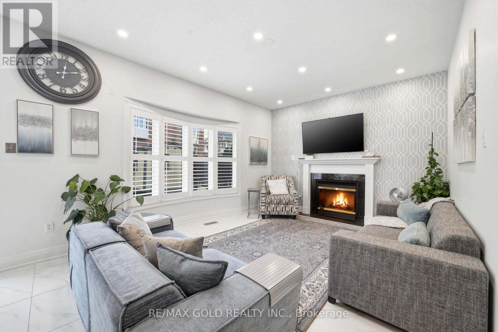 733 Novo Star Drive, Mississauga, Ontario  L5W 1C7 - Photo 17 - W13011104