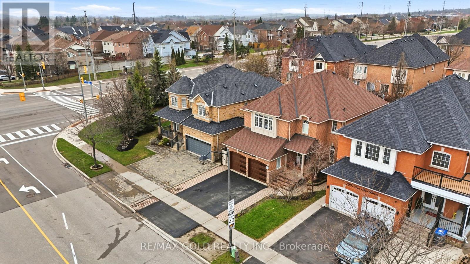 733 Novo Star Drive, Mississauga, Ontario  L5W 1C7 - Photo 37 - W13011104