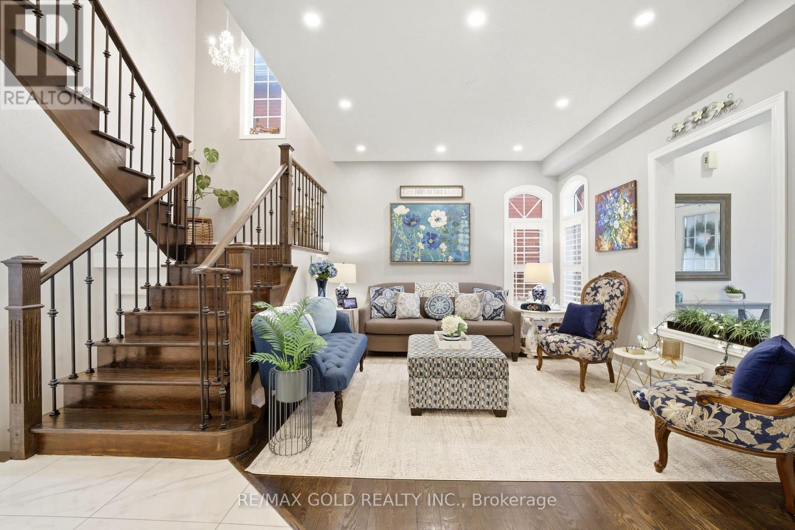 733 Novo Star Drive, Mississauga, Ontario  L5W 1C7 - Photo 7 - W13011104