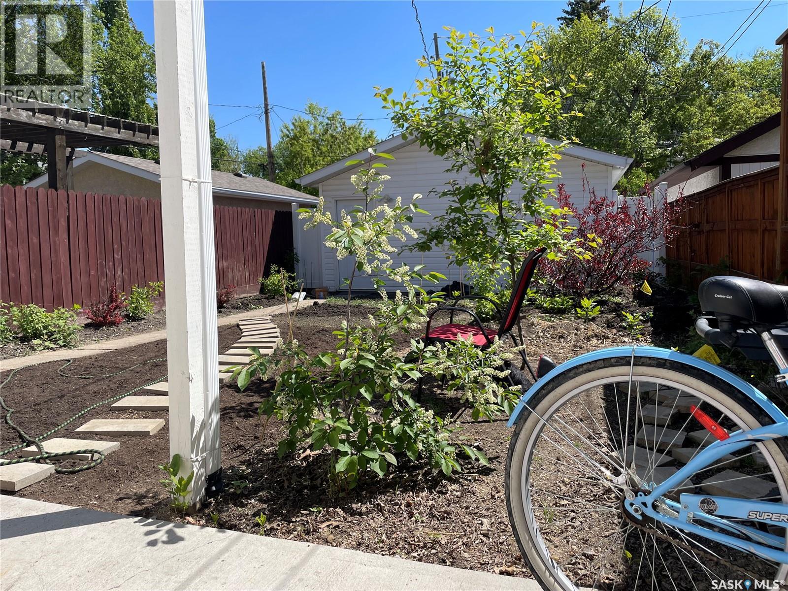 3027 Robinson Street, Regina, Saskatchewan  S4S 1V3 - Photo 26 - SK032326