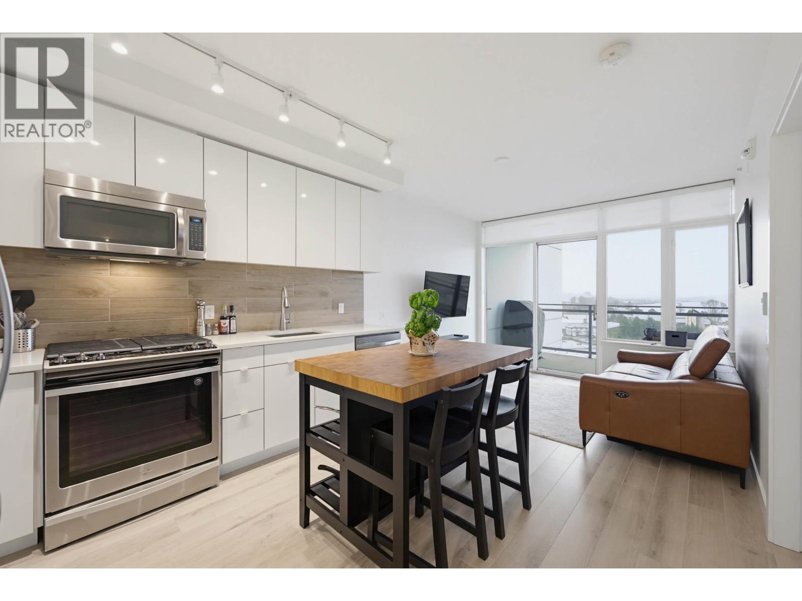 708 200 Nelson's Crescent, New Westminster, British Columbia  V3L 0H4 - Photo 10 - R3112633