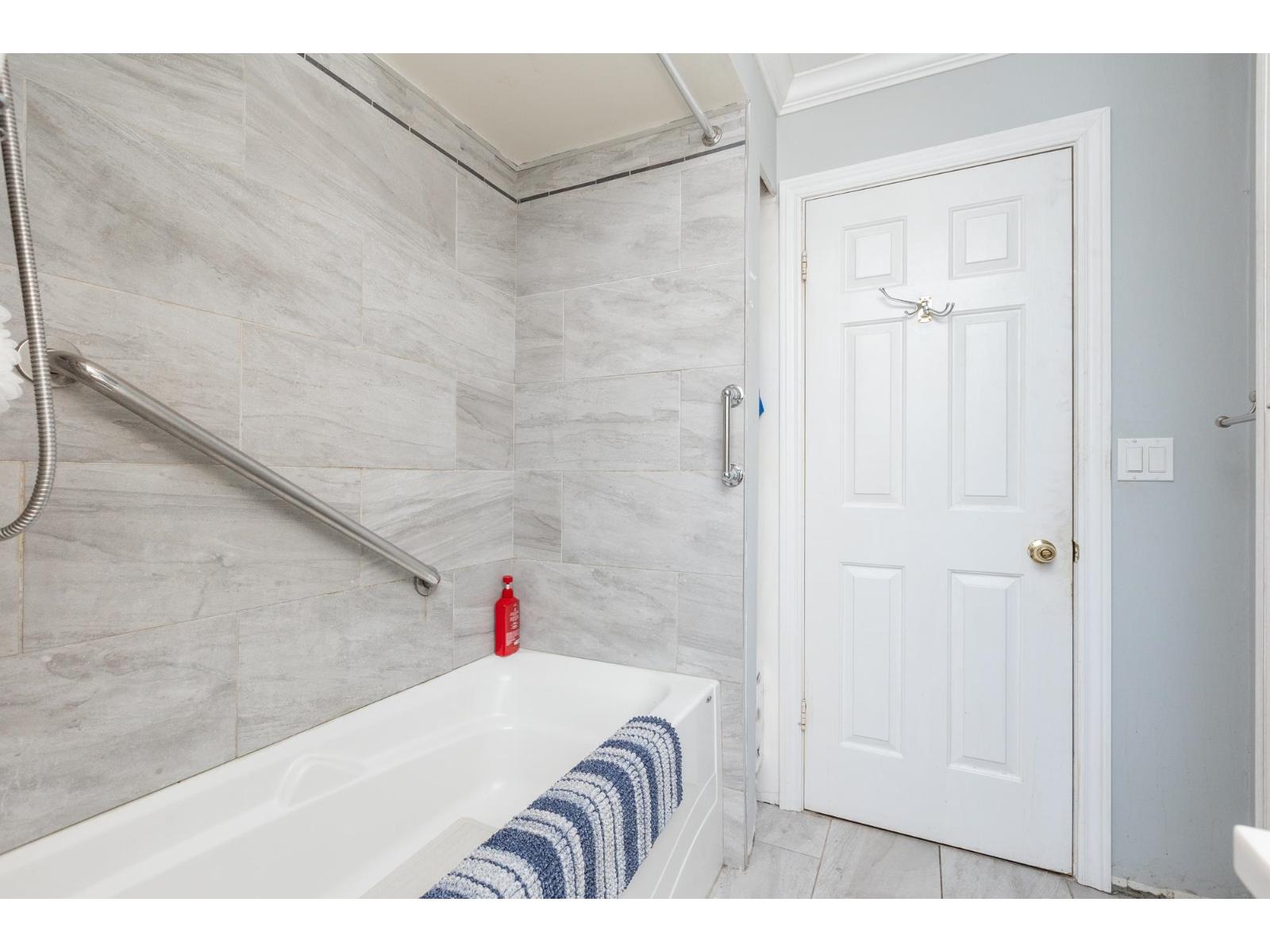 27283 29 Avenue, Langley, British Columbia  V4W 3J8 - Photo 26 - R3112326