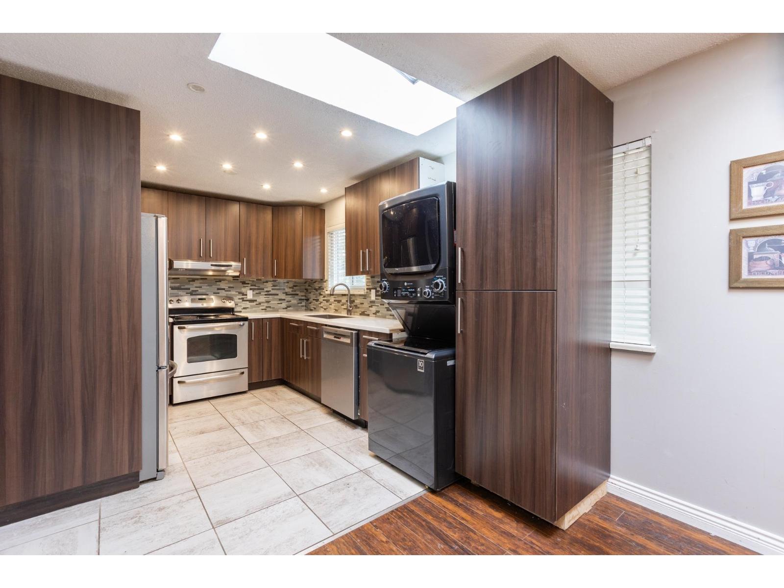 27283 29 Avenue, Langley, British Columbia  V4W 3J8 - Photo 14 - R3112326