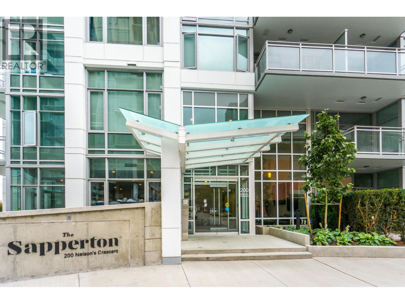 708 200 Nelson's Crescent, New Westminster, British Columbia  V3L 0H4 - Photo 2 - R3112633