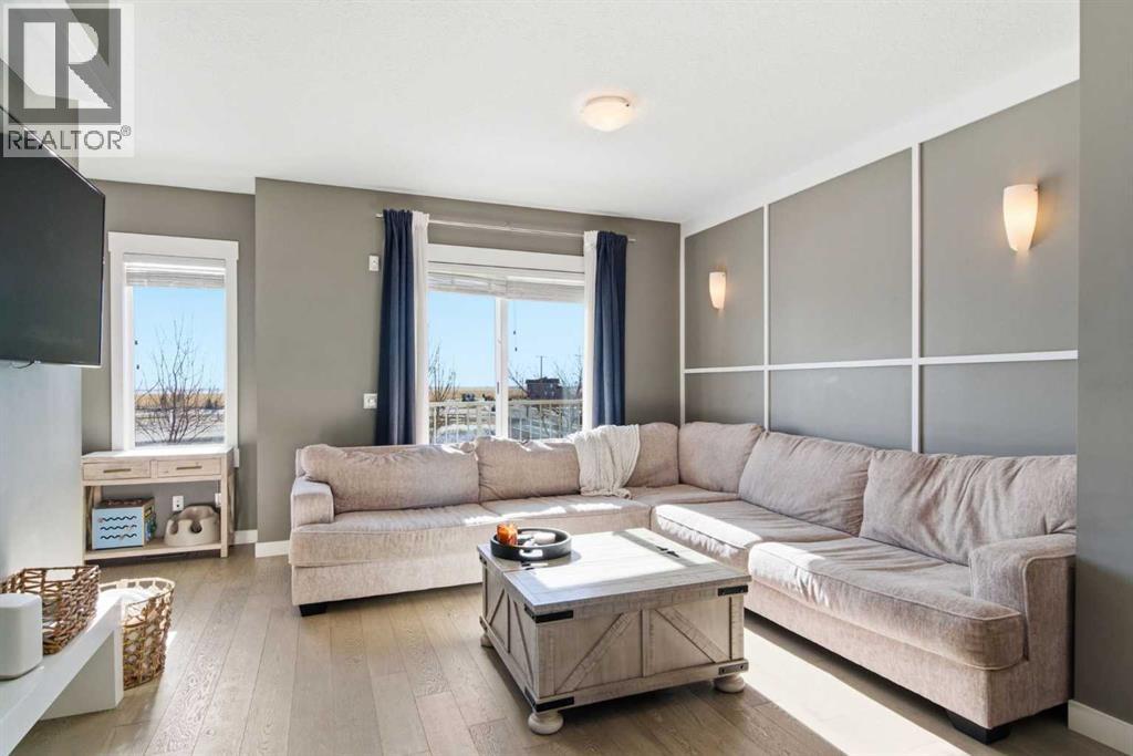 33, 111 Rainbow Falls Gate, Chestermere, Alberta  T1X 0Z5 - Photo 9 - A2289405