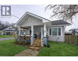 17 JAMES Street, Simcoe, Ontario