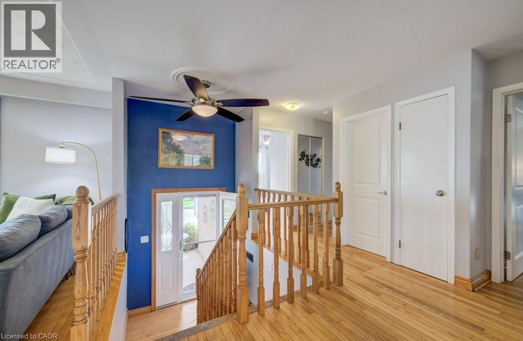 330 Daleview Place, Waterloo, Ontario  N2L 5M5 - Photo 5 - 40818316