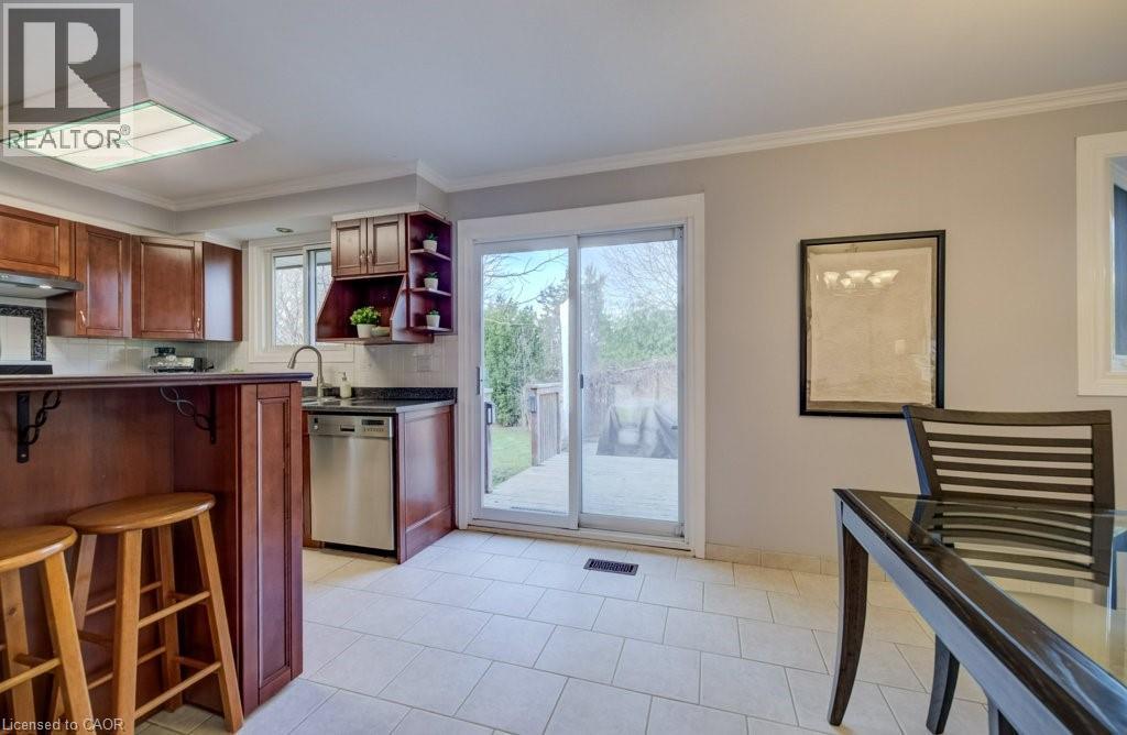 330 Daleview Place, Waterloo, Ontario  N2L 5M5 - Photo 10 - 40818316