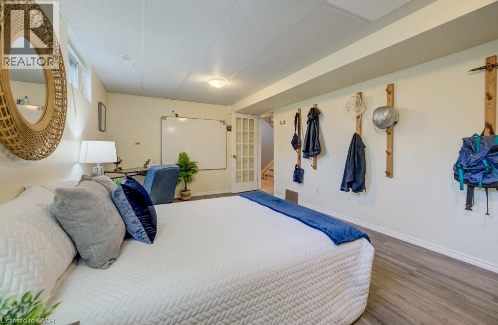 330 Daleview Place, Waterloo, Ontario  N2L 5M5 - Photo 33 - 40818316