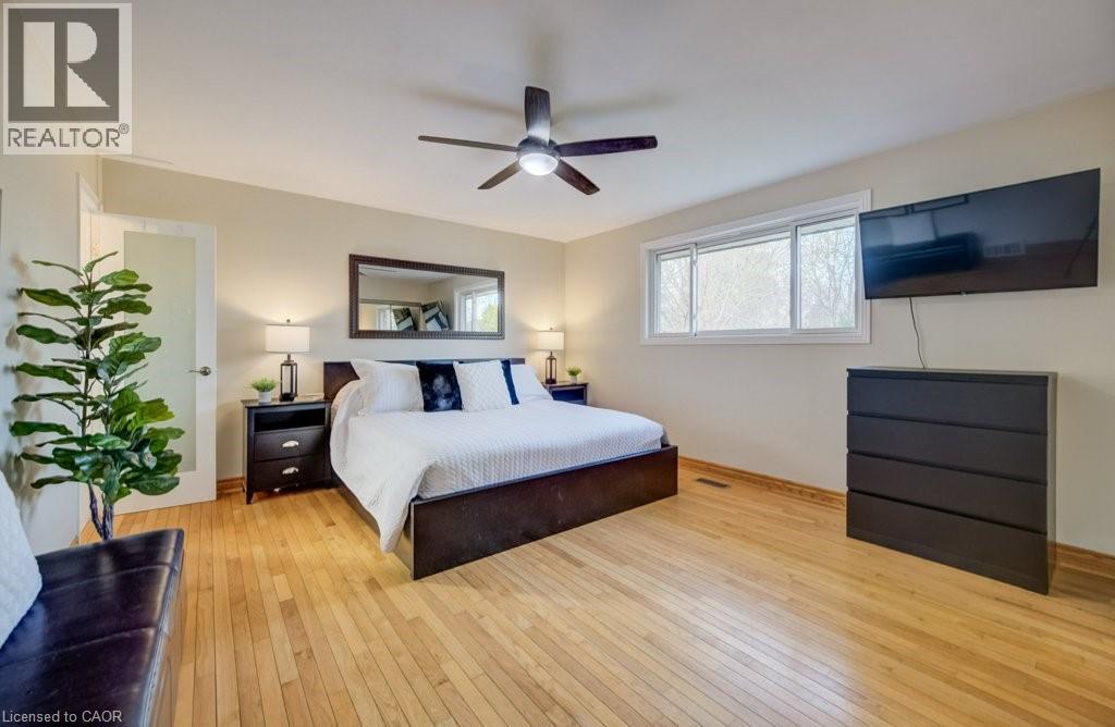 330 Daleview Place, Waterloo, Ontario  N2L 5M5 - Photo 16 - 40818316