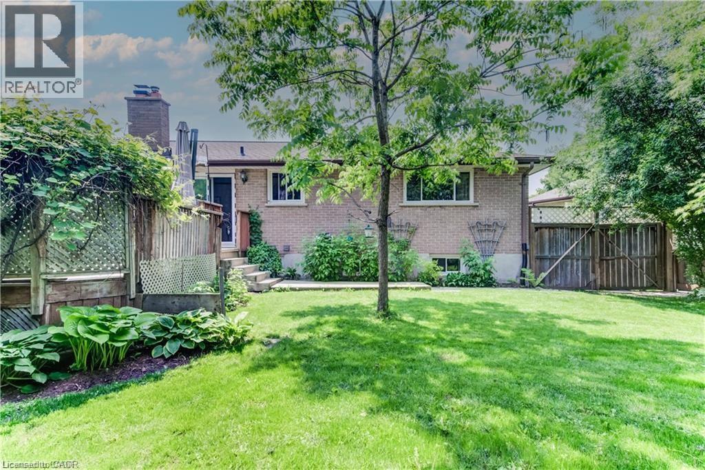 330 Daleview Place, Waterloo, Ontario  N2L 5M5 - Photo 35 - 40818316