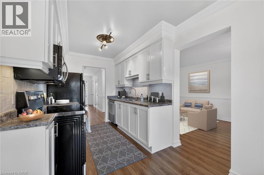 25 Walker Court, Grimsby, Ontario  L3M 5J5 - Photo 7 - 40820757