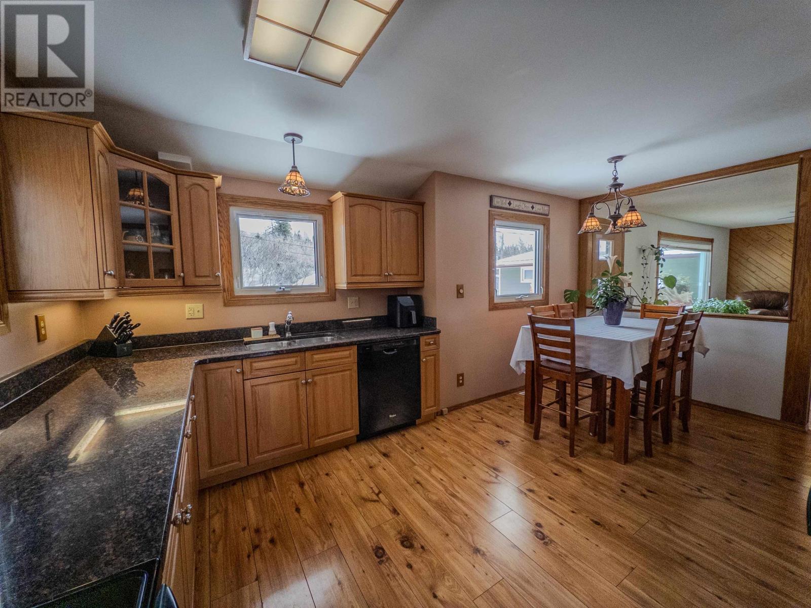 844 Fourth Avenue South, Kenora, Ontario  P9N 2A1 - Photo 6 - TB2600693