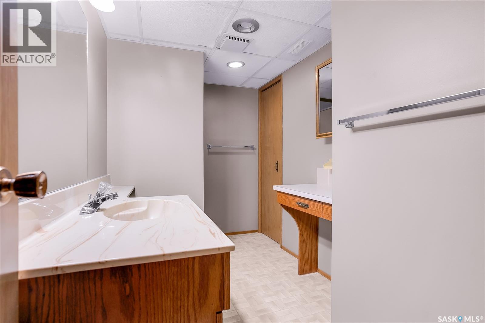 234 J.j. Thiessen Terrace, Saskatoon, Saskatchewan  S7K 5P2 - Photo 40 - SK033191