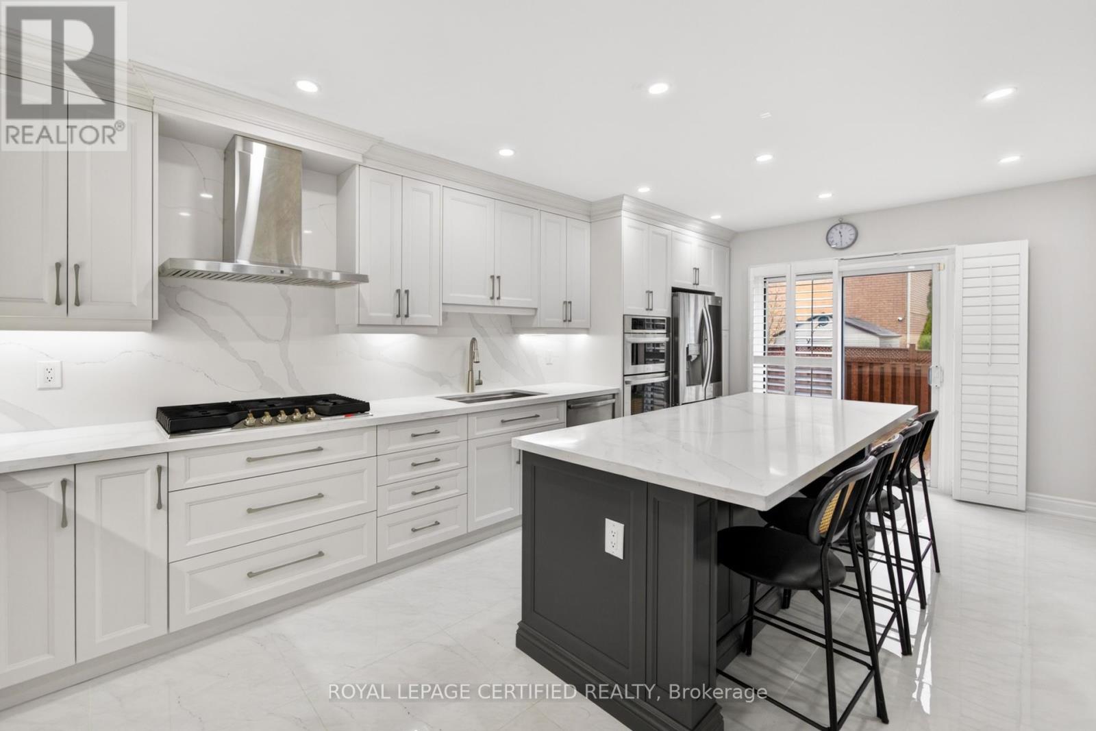 643 Garden Walk, Mississauga, Ontario  L5W 1V9 - Photo 12 - W13011130