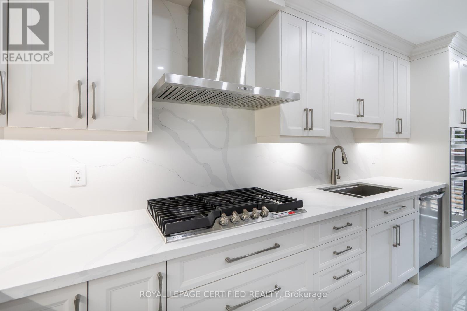 643 Garden Walk, Mississauga, Ontario  L5W 1V9 - Photo 16 - W13011130