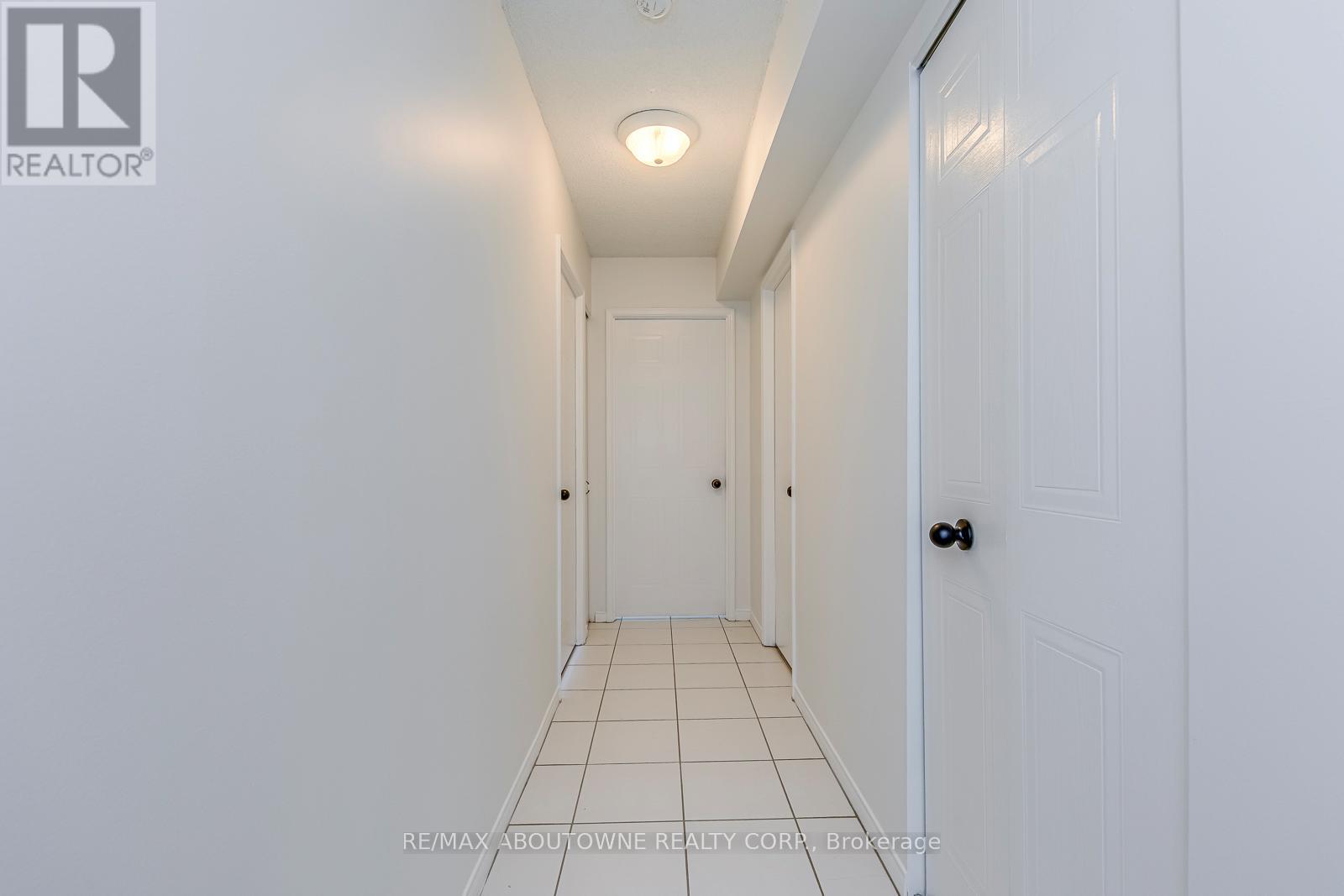 1705 - 1270 Maple Crossing Boulevard, Burlington, Ontario  L7S 2J3 - Photo 25 - W13011166