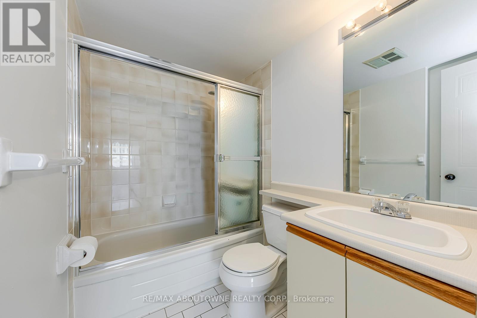 1705 - 1270 Maple Crossing Boulevard, Burlington, Ontario  L7S 2J3 - Photo 35 - W13011166