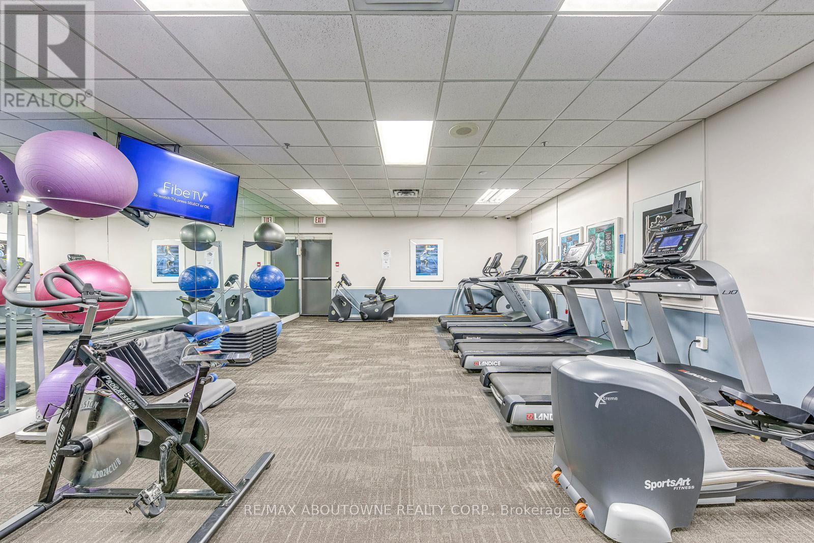 1705 - 1270 Maple Crossing Boulevard, Burlington, Ontario  L7S 2J3 - Photo 42 - W13011166