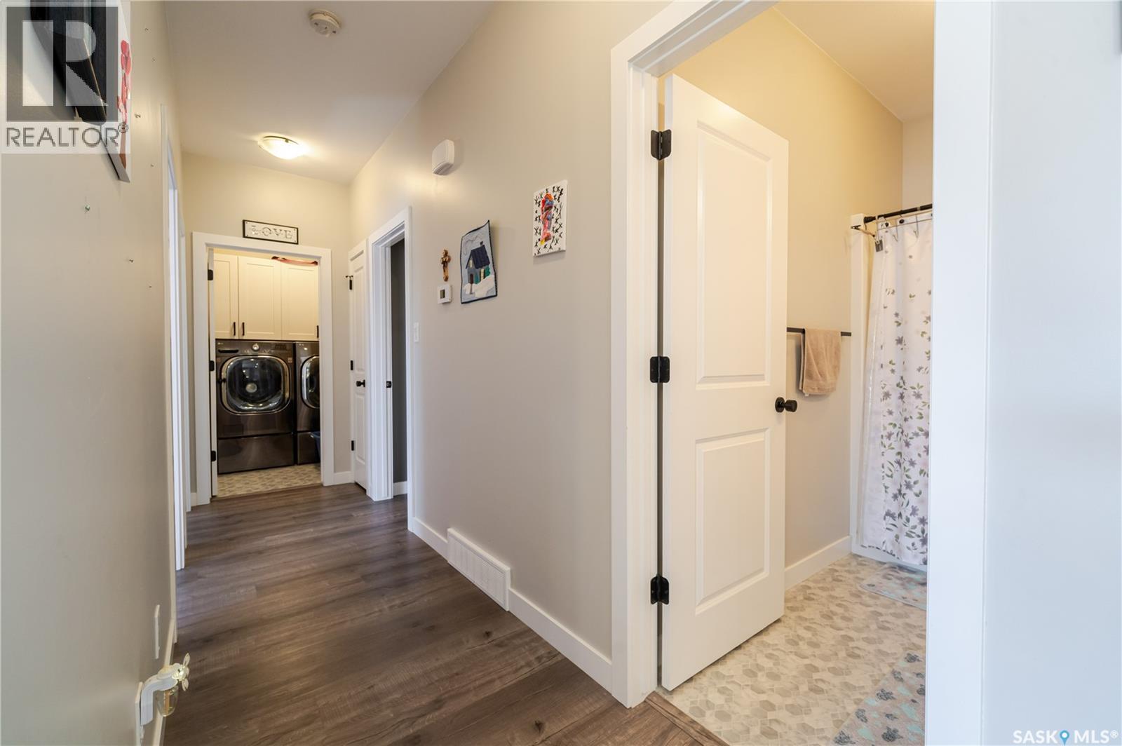 1007 Maplewood Drive, Moose Jaw, Saskatchewan  S6J 0B6 - Photo 17 - SK033157