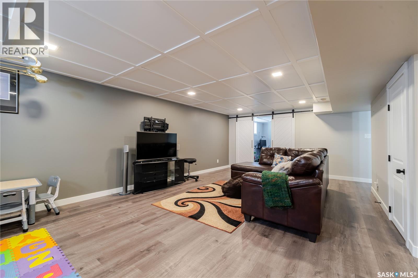 1007 Maplewood Drive, Moose Jaw, Saskatchewan  S6J 0B6 - Photo 33 - SK033157