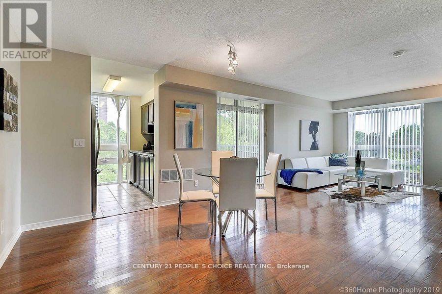 203 - 3 Michael Power Place, Toronto, Ontario  M9A 0A2 - Photo 2 - W13011182