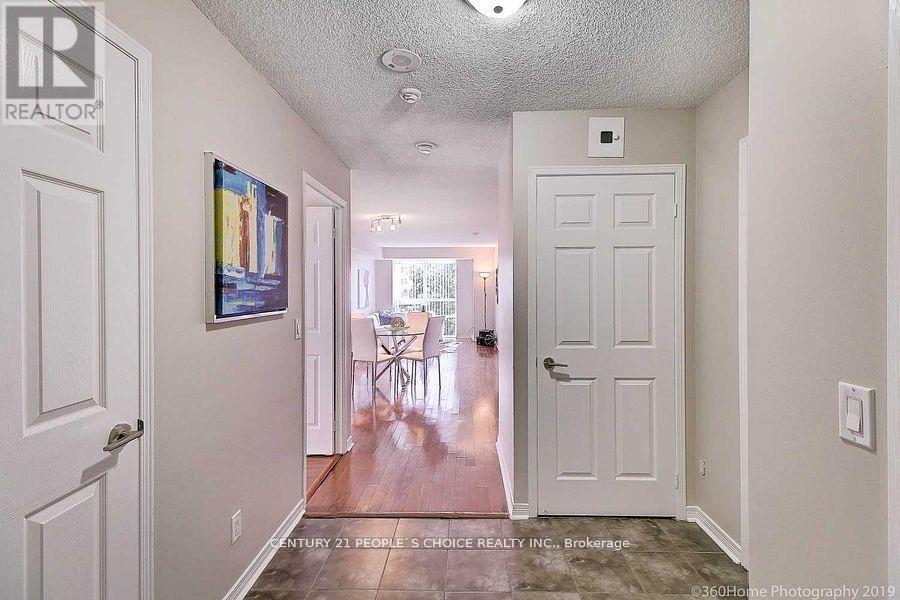 203 - 3 Michael Power Place, Toronto, Ontario  M9A 0A2 - Photo 6 - W13011182