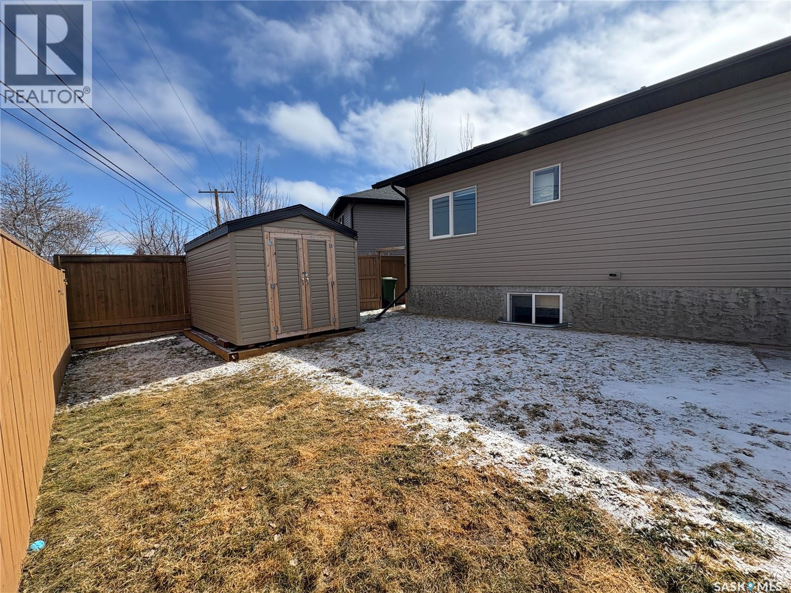 296 15th Street, Battleford, Saskatchewan  S0M 0E0 - Photo 30 - SK033117