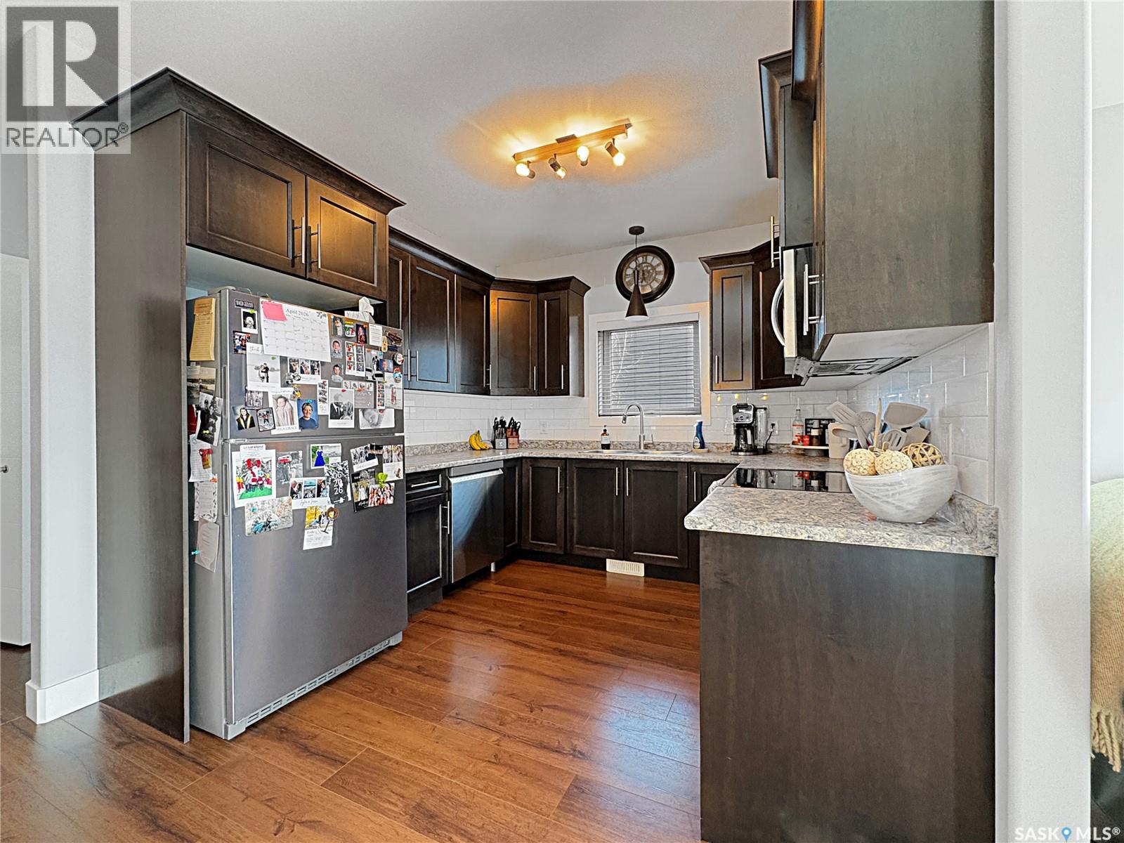 296 15th Street, Battleford, Saskatchewan  S0M 0E0 - Photo 6 - SK033117