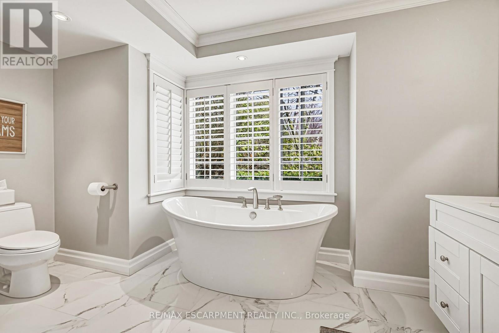 7 Colonial Crescent, Oakville, Ontario  L6J 4K8 - Photo 29 - W13011222