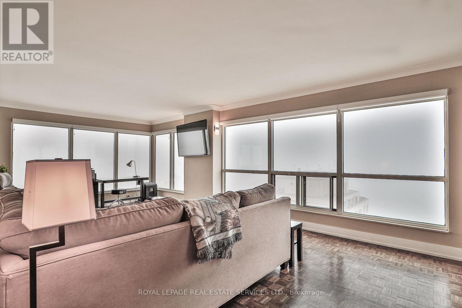 2006 - 2269 Lake Shore Boulevard W, Toronto, Ontario  M8V 3X6 - Photo 14 - W13011262