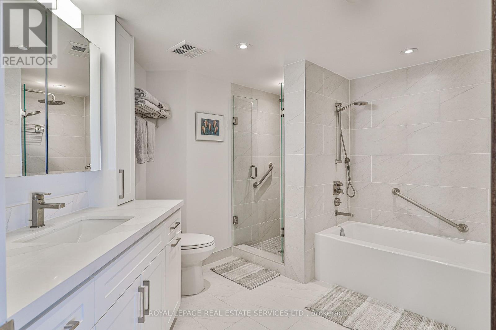 2006 - 2269 Lake Shore Boulevard W, Toronto, Ontario  M8V 3X6 - Photo 18 - W13011262