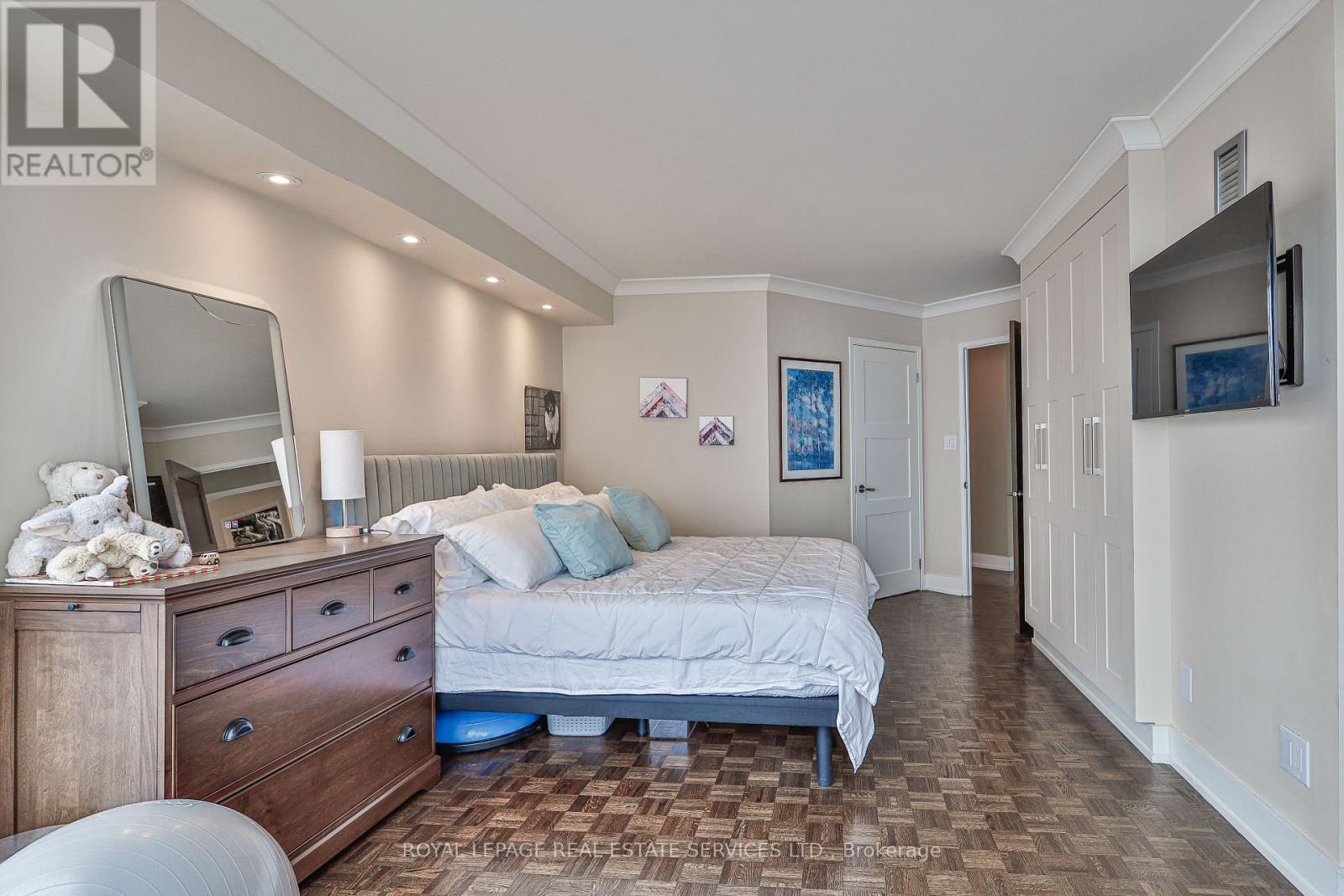 2006 - 2269 Lake Shore Boulevard W, Toronto, Ontario  M8V 3X6 - Photo 21 - W13011262