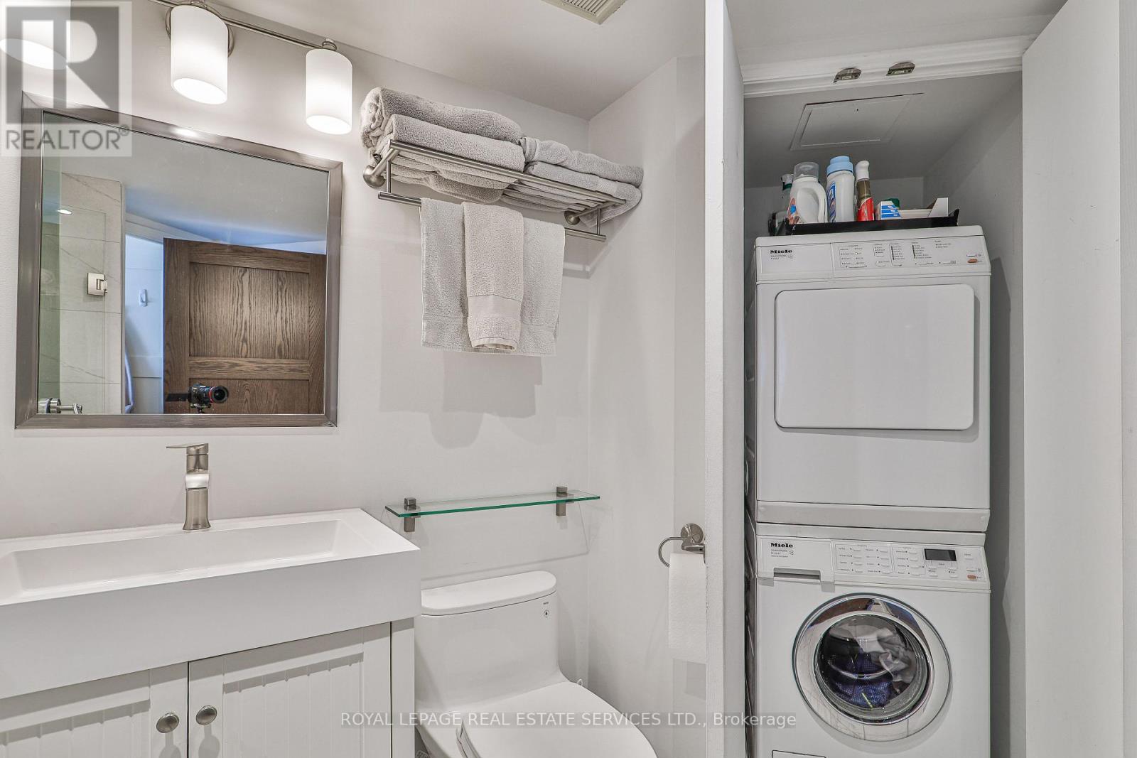 2006 - 2269 Lake Shore Boulevard W, Toronto, Ontario  M8V 3X6 - Photo 24 - W13011262