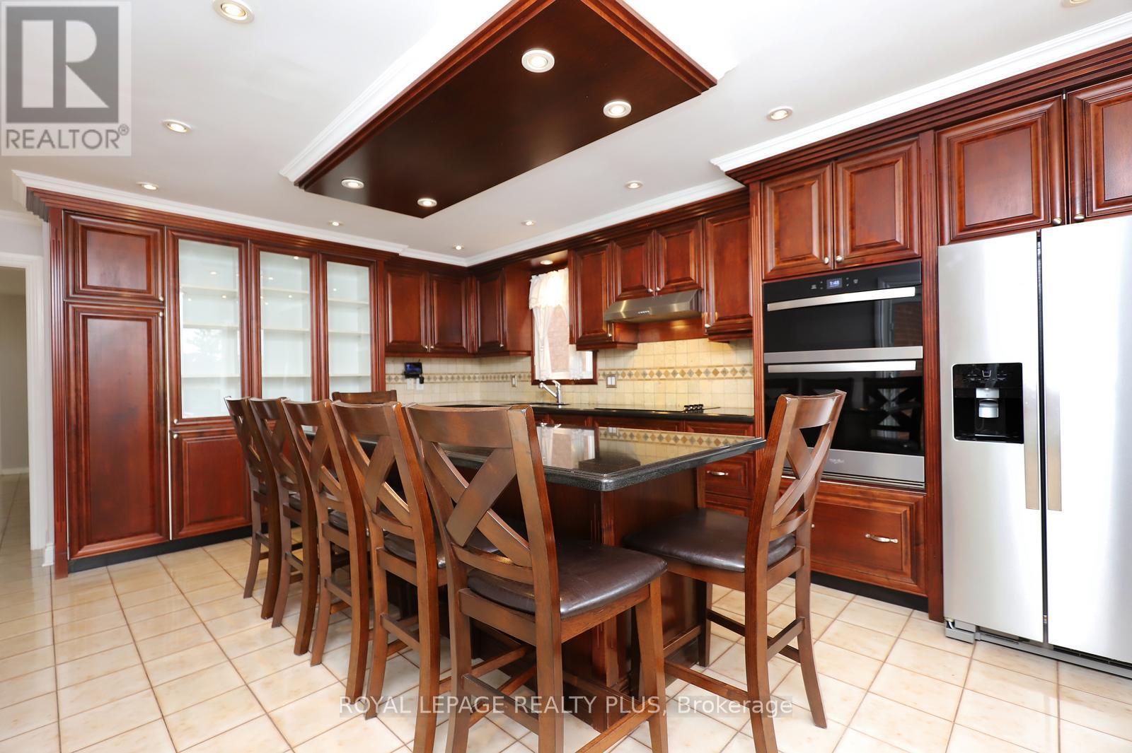 1086 Hedge Drive, Mississauga (Lakeview), Ontario  L4Y 1G2 - Photo 15 - W13011304