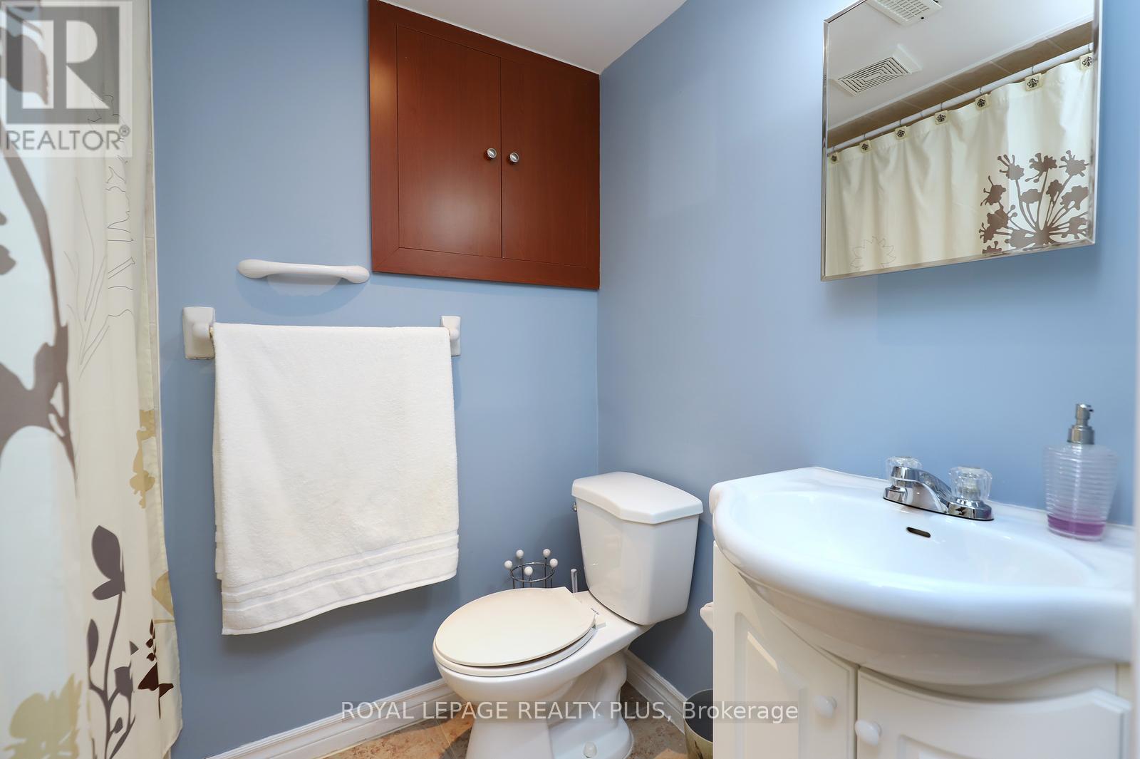 1086 Hedge Drive, Mississauga (Lakeview), Ontario  L4Y 1G2 - Photo 40 - W13011304