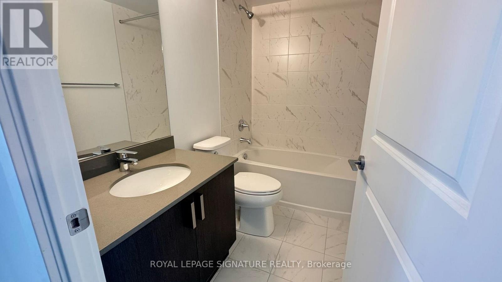 813 - 556 Marlee Avenue, Toronto, Ontario  M6B 0B1 - Photo 6 - W13011326