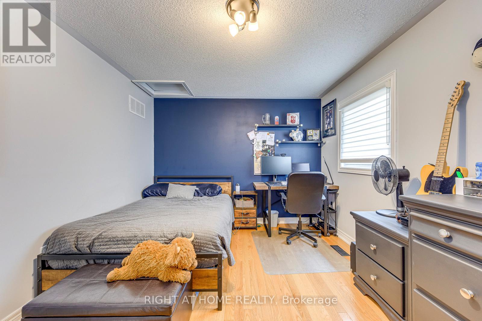 4164 Forest Fire Crescent, Mississauga, Ontario  L4W 3P5 - Photo 21 - W13011330