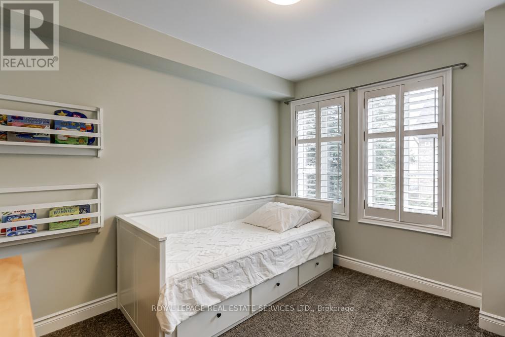 #8 - 245 Van Dusen Boulevard, Toronto, Ontario  M8Z 3J2 - Photo 21 - W13011338